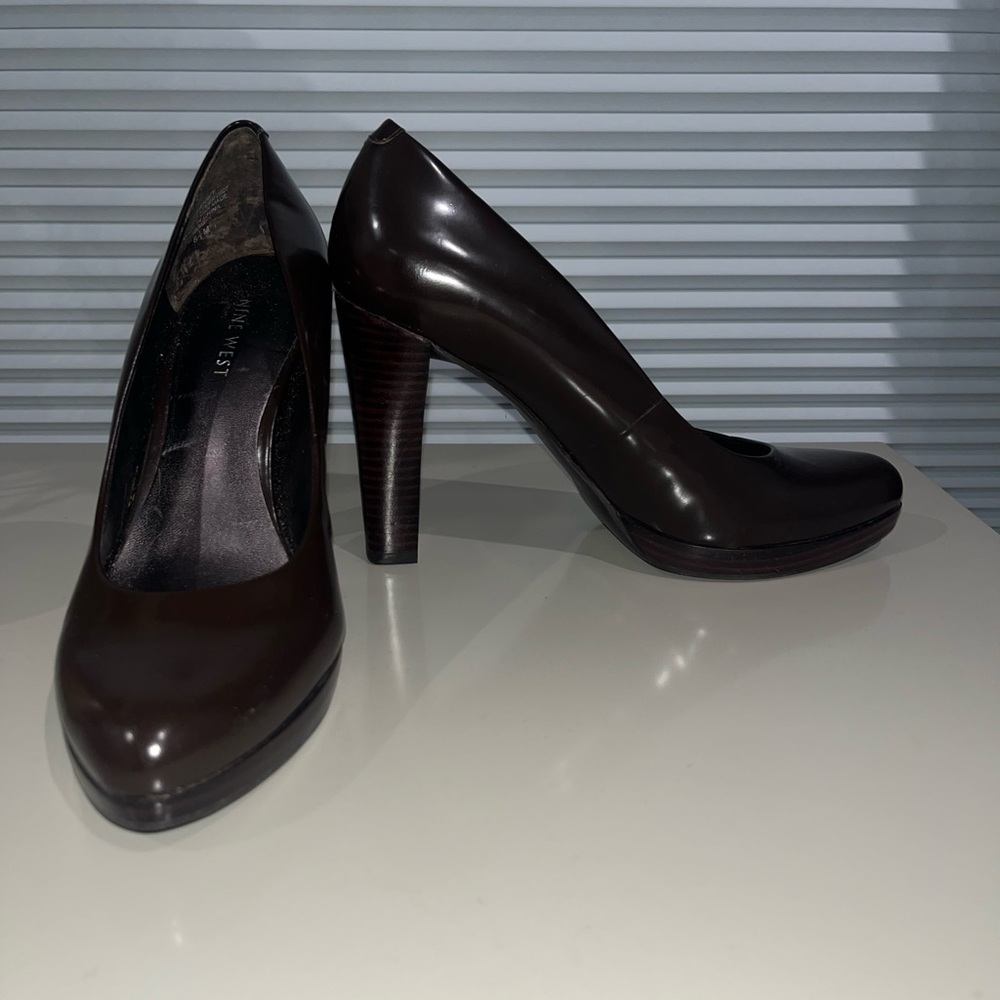 Nine West Jennet platform heels, brown, size 8.5